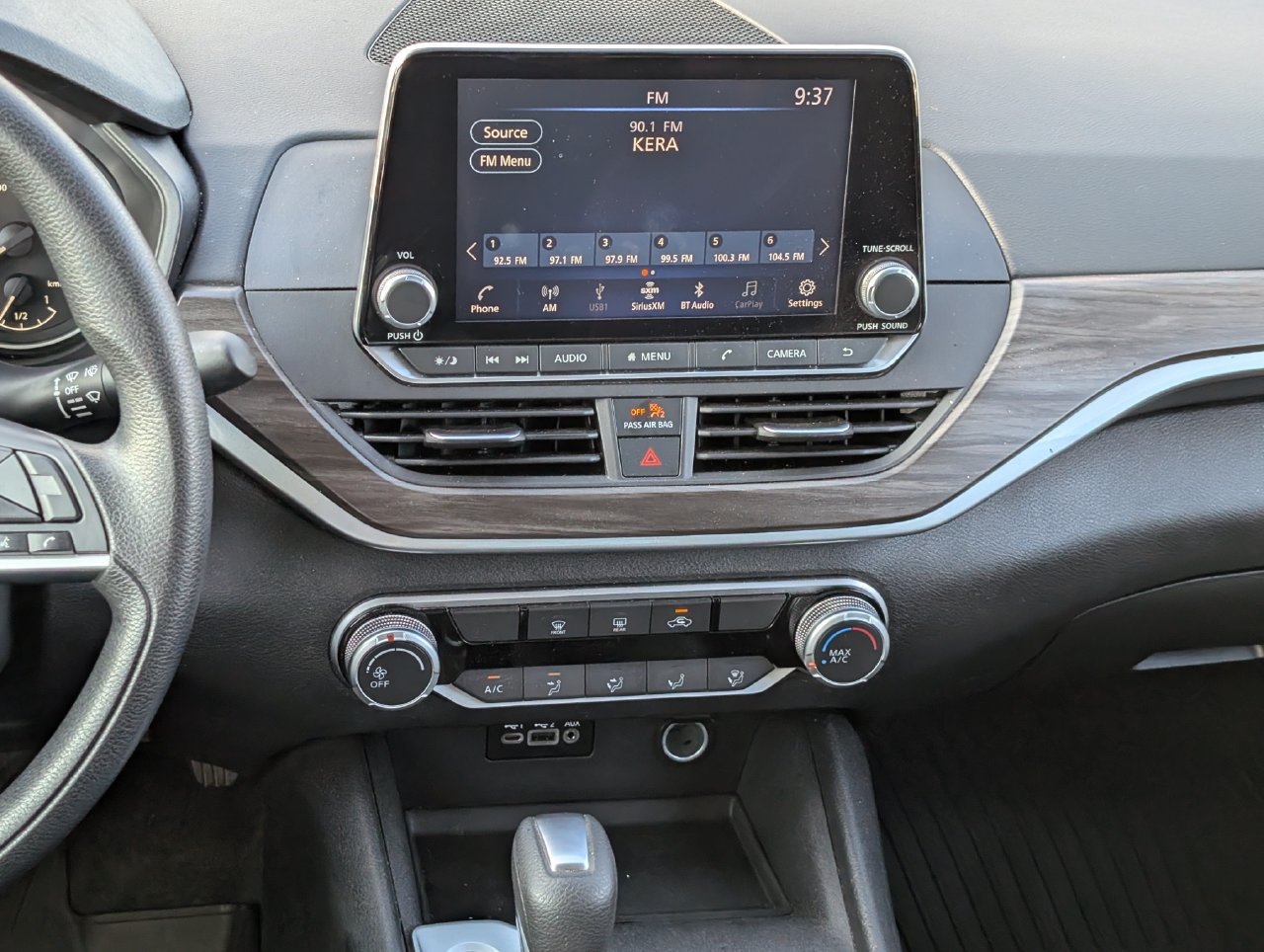 Certified 2025 Nissan Altima 2.5 SV FWD image 12