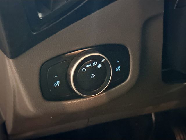 Used 2021 Ford Transit Connect XL image 11