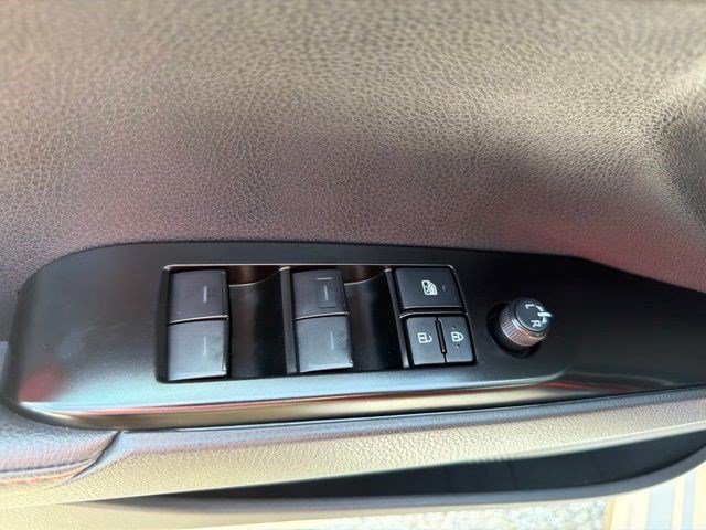 Used 2025 Toyota Camry XSE w/ Premium Plus Package AWD/4WD image 12
