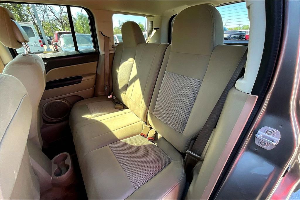 Used 2014 Jeep Patriot Sport w/ Power Value Group image 34