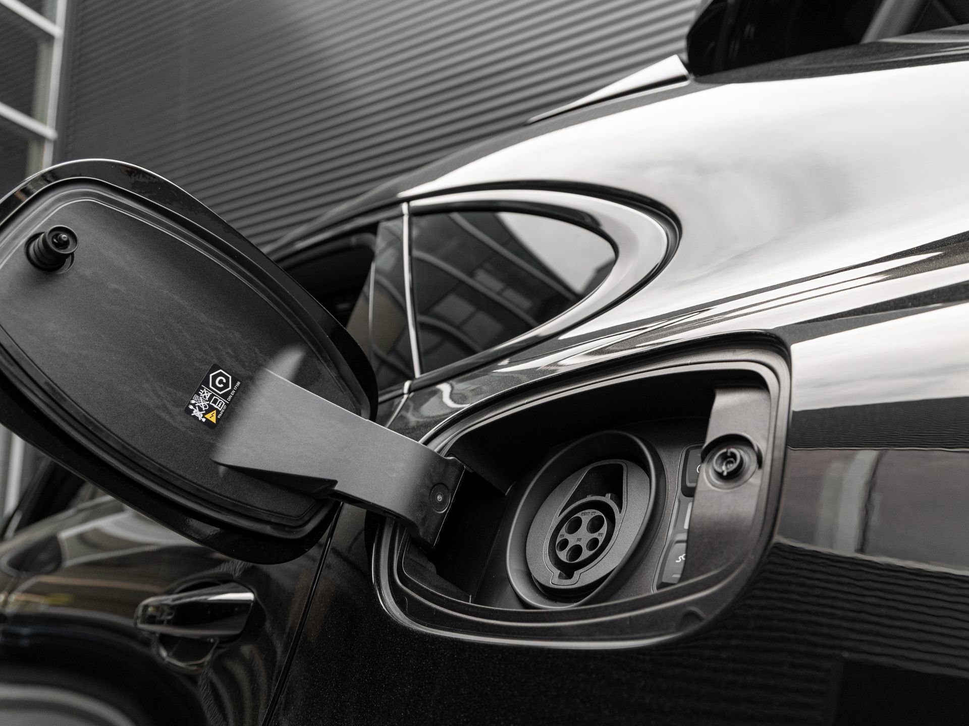 New 2026 Porsche Cayenne E-Hybrid Coupe image 29