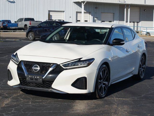 Used 2023 Nissan Maxima SV w/ Floor Mat Group image 2