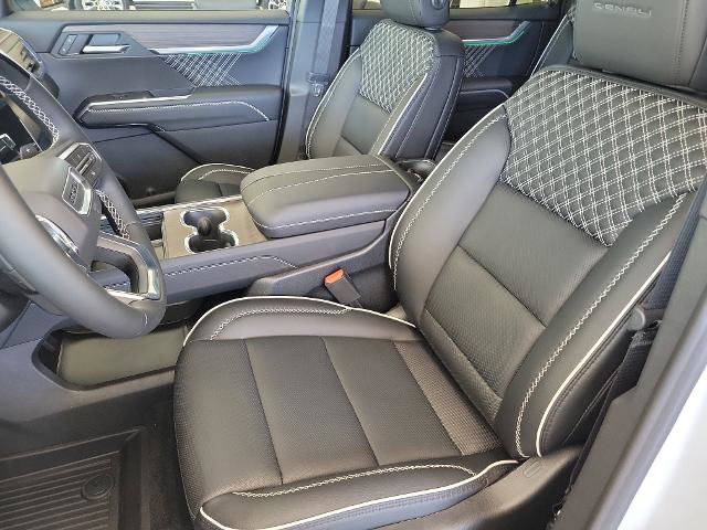 New 2026 GMC Acadia Denali w/ Super Cruise Package image 12