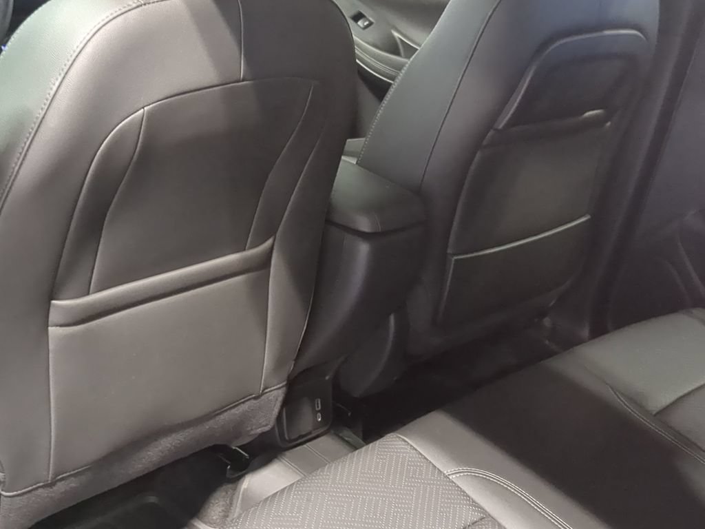 Used 2023 Buick Encore GX Essence w/ Experience Buick Package AWD/4WD image 18
