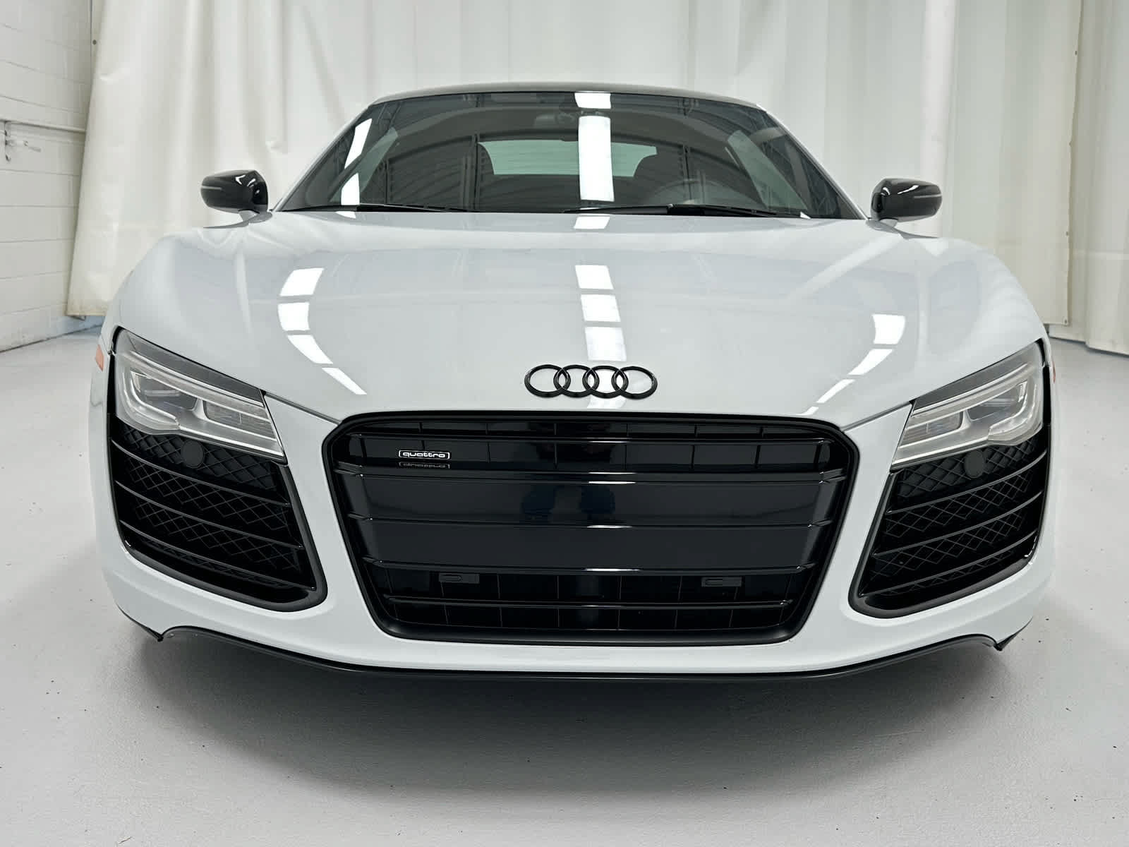 Used 2015 Audi R8 V8 AWD/4WD image 5