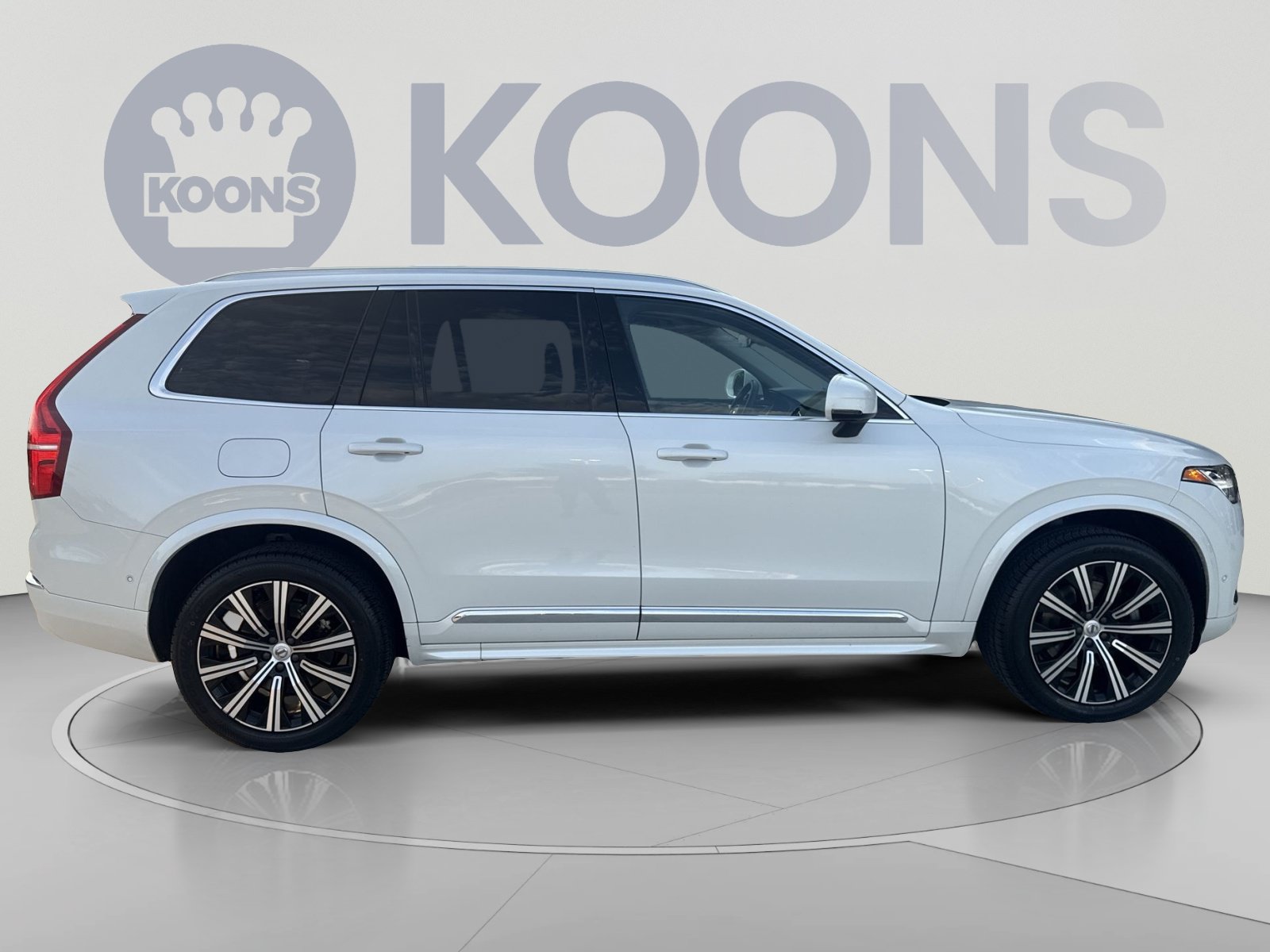 Certified 2023 Volvo XC90 B6 Plus w/ Protection Package Premier AWD/4WD image 17