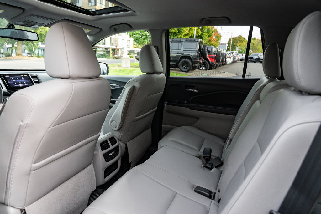 Used 2017 Honda Pilot EX-L image 24