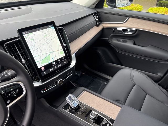 Used 2025 Volvo XC90 B6 Plus AWD/4WD image 20