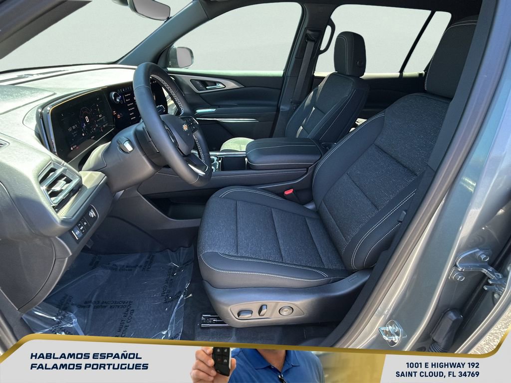 Certified 2026 Chevrolet Traverse LT w/ Driver Confidence Package image 12