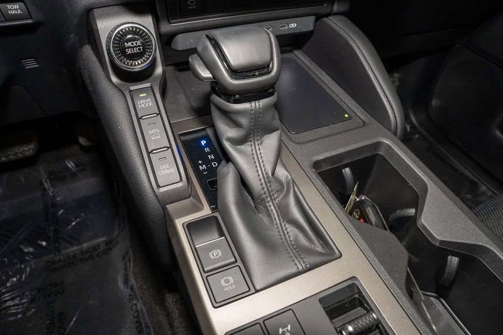 Used 2024 Toyota Land Cruiser image 20