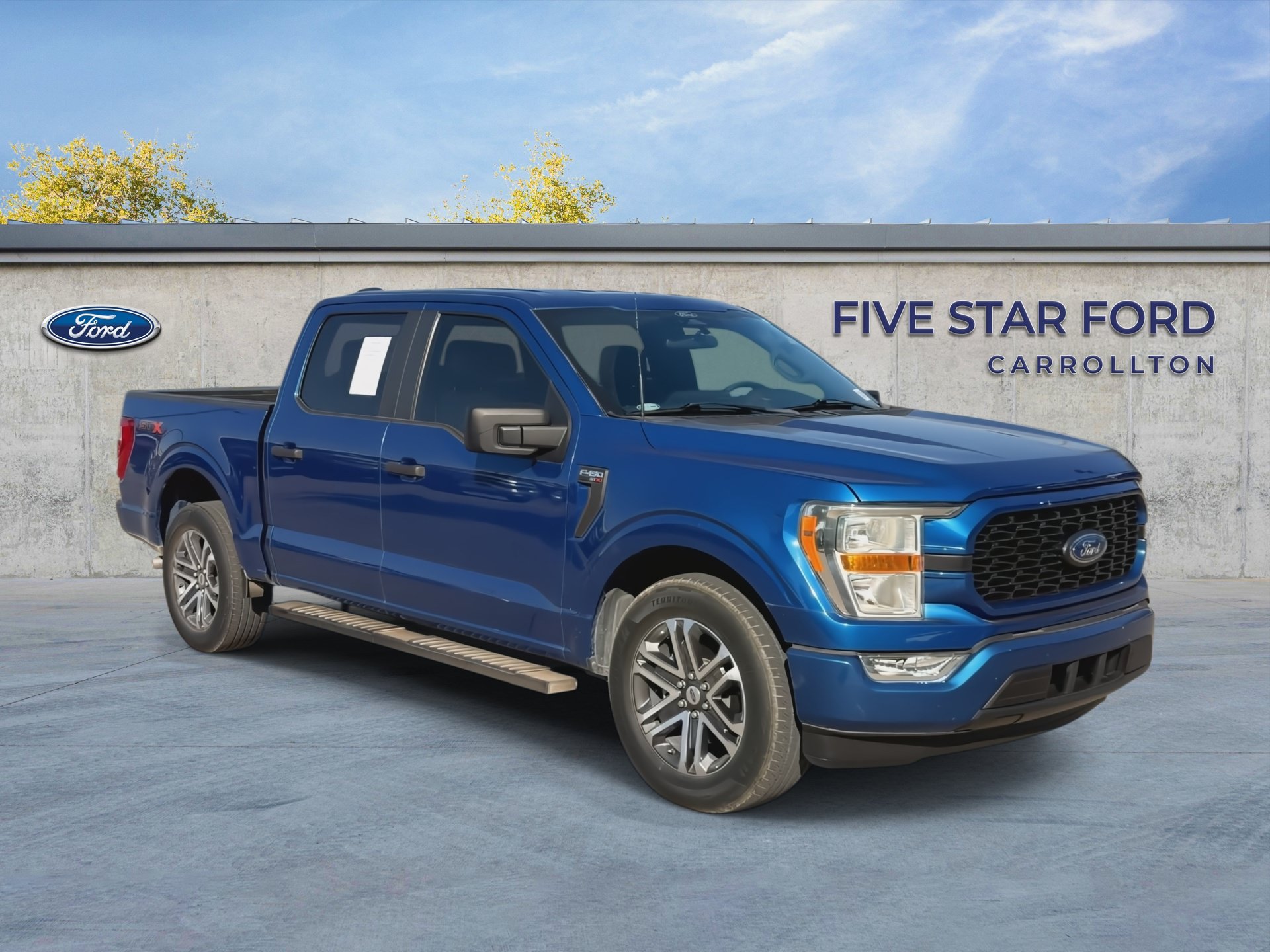 Used 2022 Ford F150 XL w/ STX Appearance Package RWD image 2