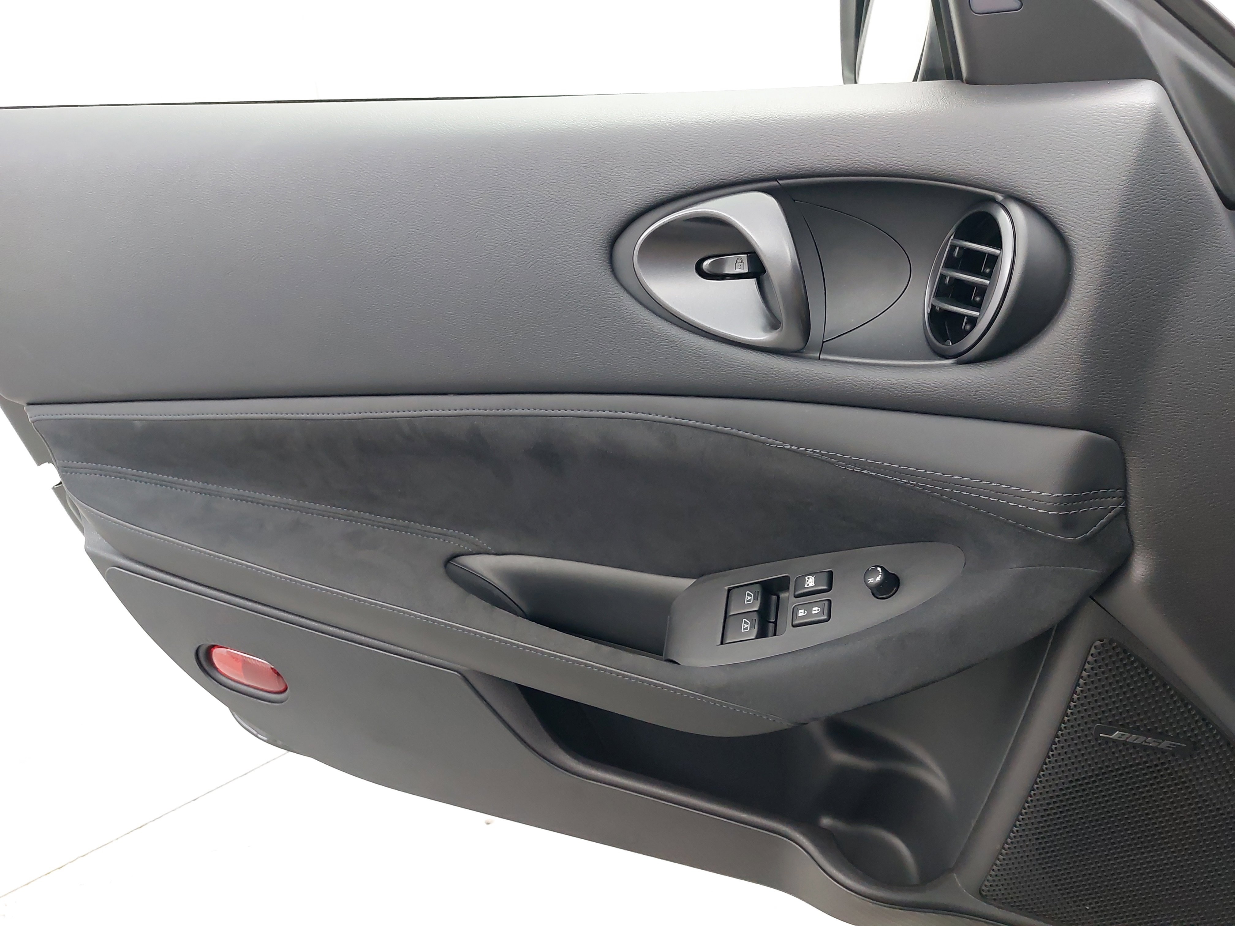 Used 2024 Nissan Z Performance w/ Floor Mat Package image 22