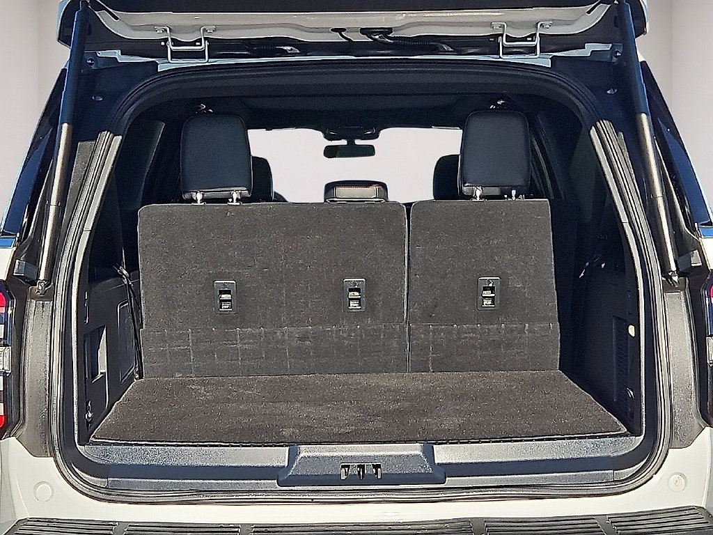 Used 2022 Ford Expedition Max Limited RWD image 16