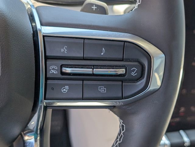 Used 2025 GMC Acadia Denali FWD image 21