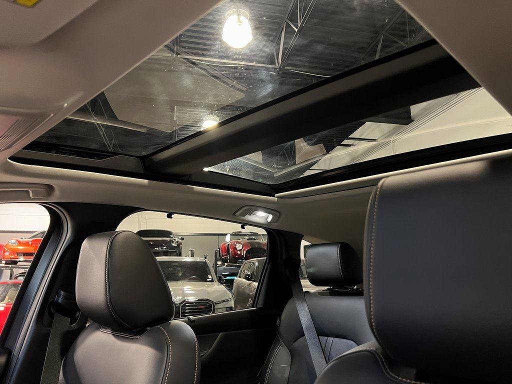 Used 2025 MAZDA CX-70 Plug-In Hybrid w/ Premium Pkg image 23