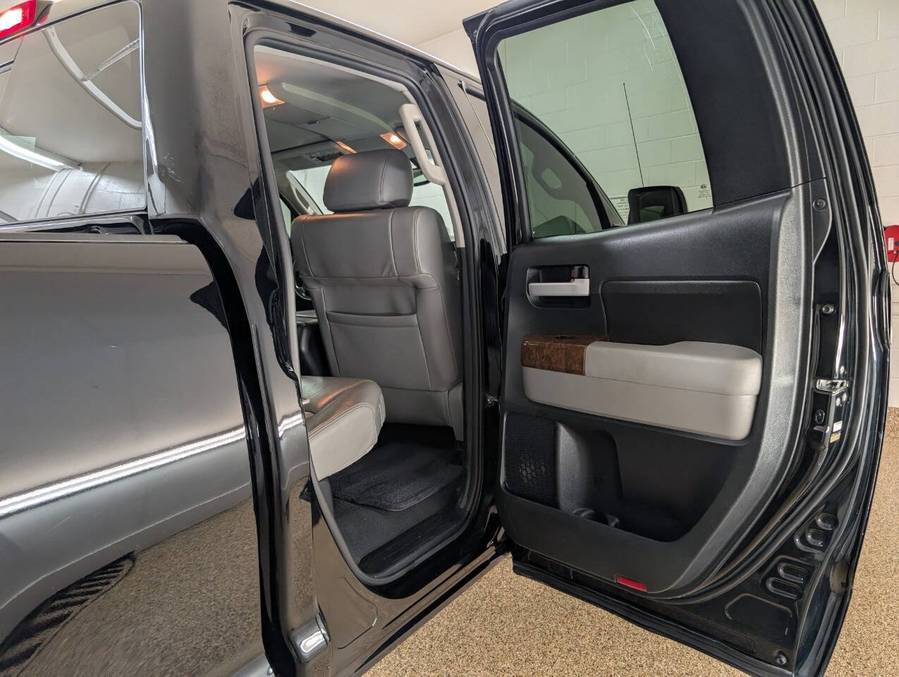 Used 2012 Toyota Tundra Limited AWD/4WD image 16