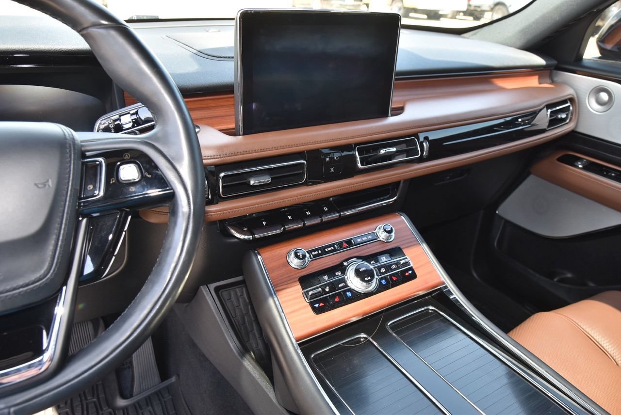 Used 2020 Lincoln Aviator Reserve w/ Equipment Group 202A AWD/4WD image 9