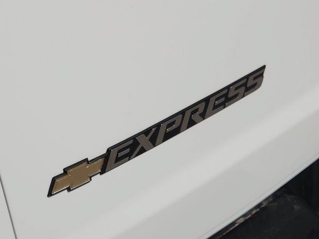 Used 2025 Chevrolet Express 3500 LS RWD image 10