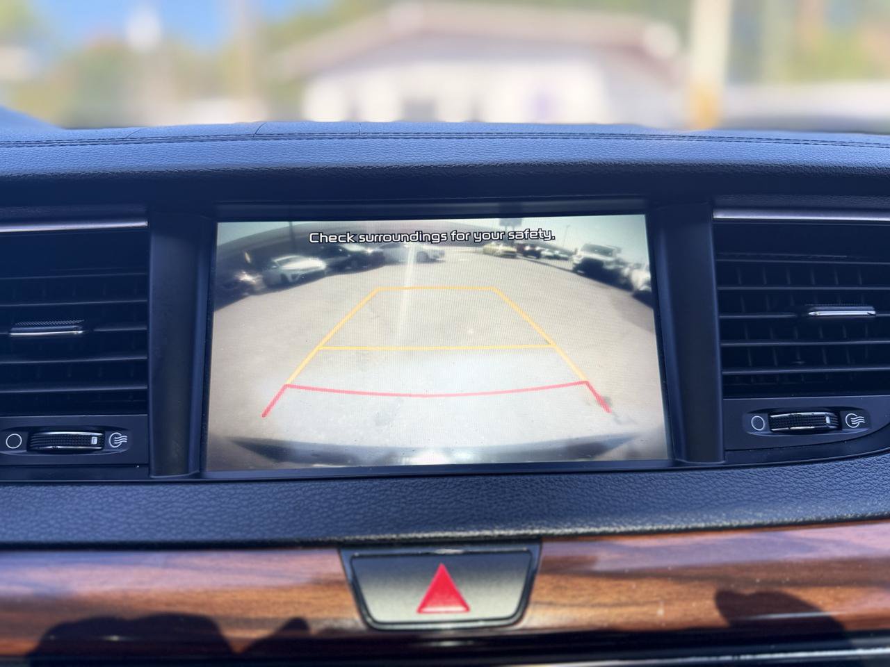 Used 2017 Kia Cadenza Technology FWD image 27