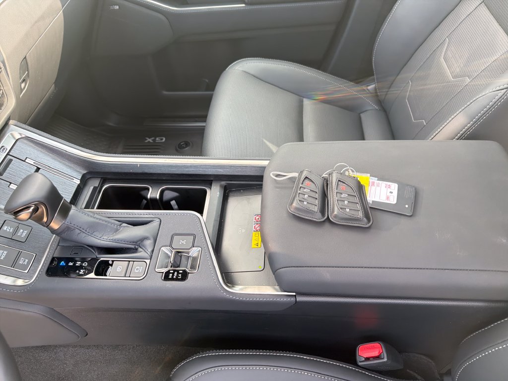 Used 2026 Lexus GX 550 w/ Accessory Package (2T) AWD/4WD image 27