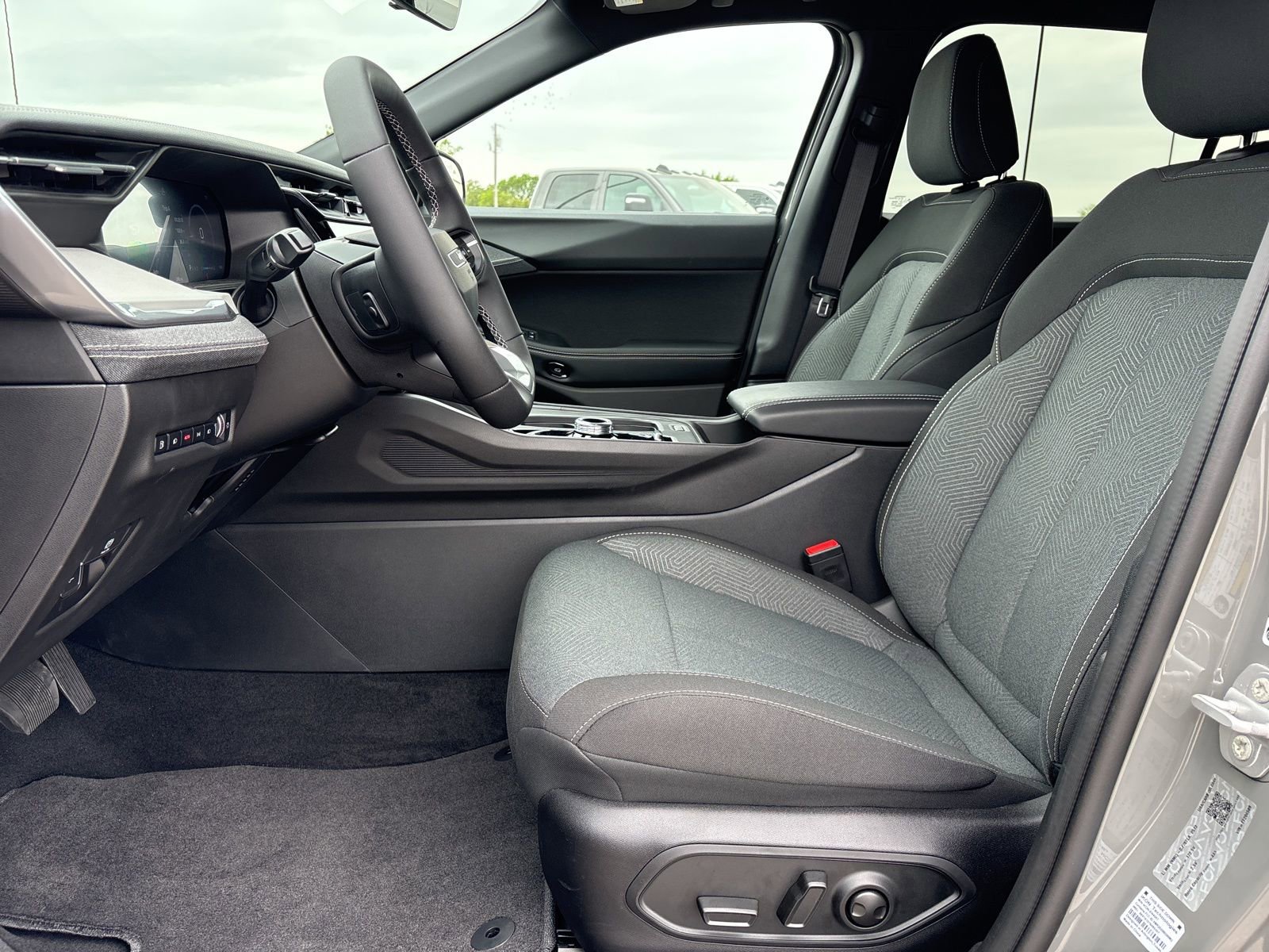 New 2026 Jeep Cherokee Laredo image 13