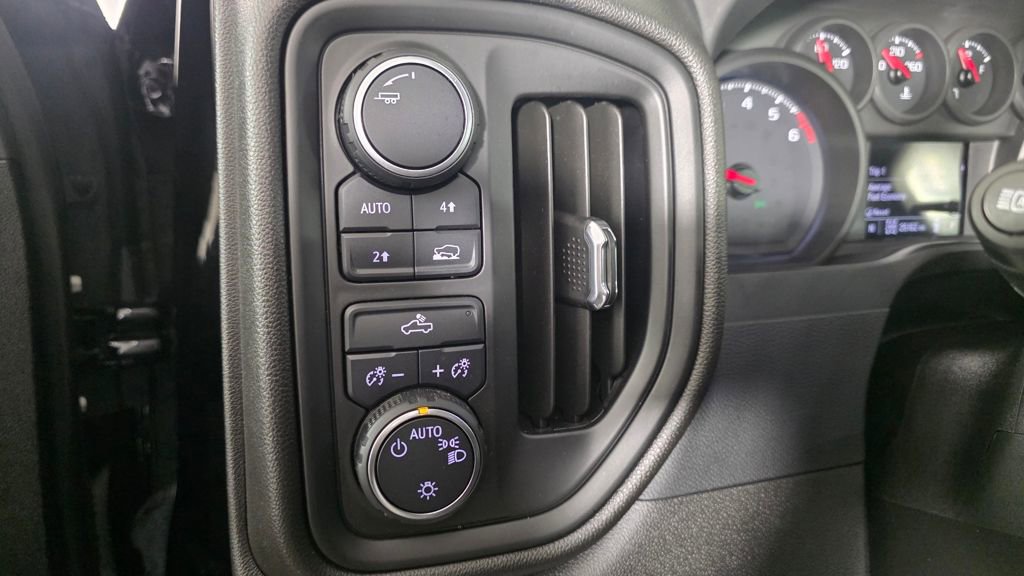 Used 2023 Chevrolet Silverado 1500 Custom w/ Rally Edition image 16