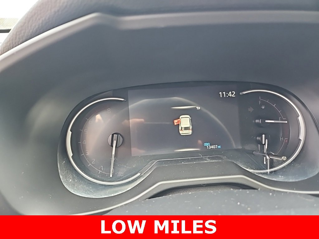 Used 2024 Toyota RAV4 LE image 2