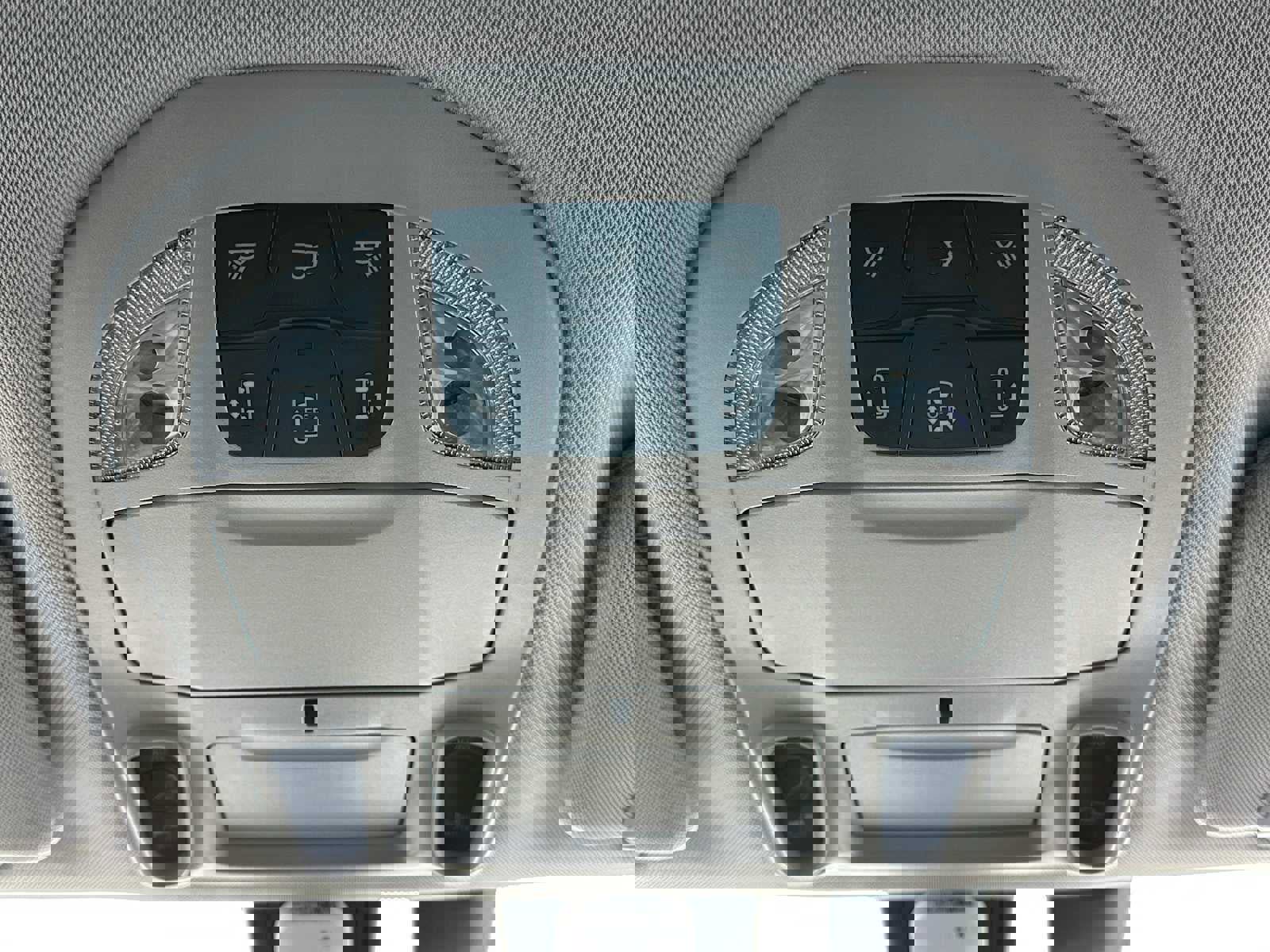 Used 2020 Chrysler Pacifica Limited image 34