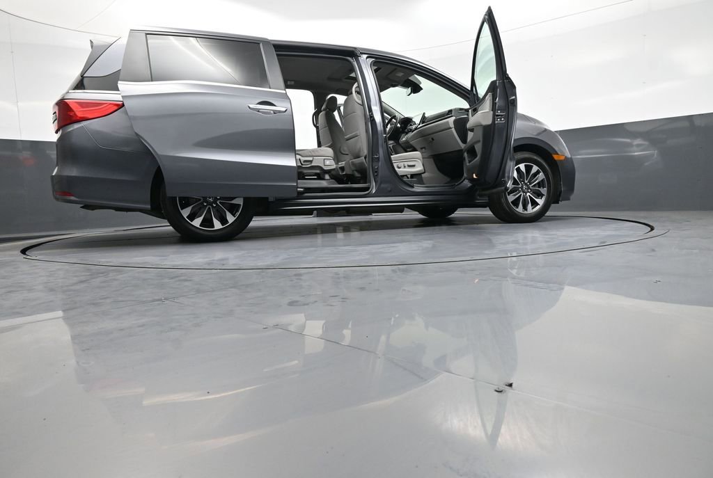 Certified 2024 Honda Odyssey EX-L image 50