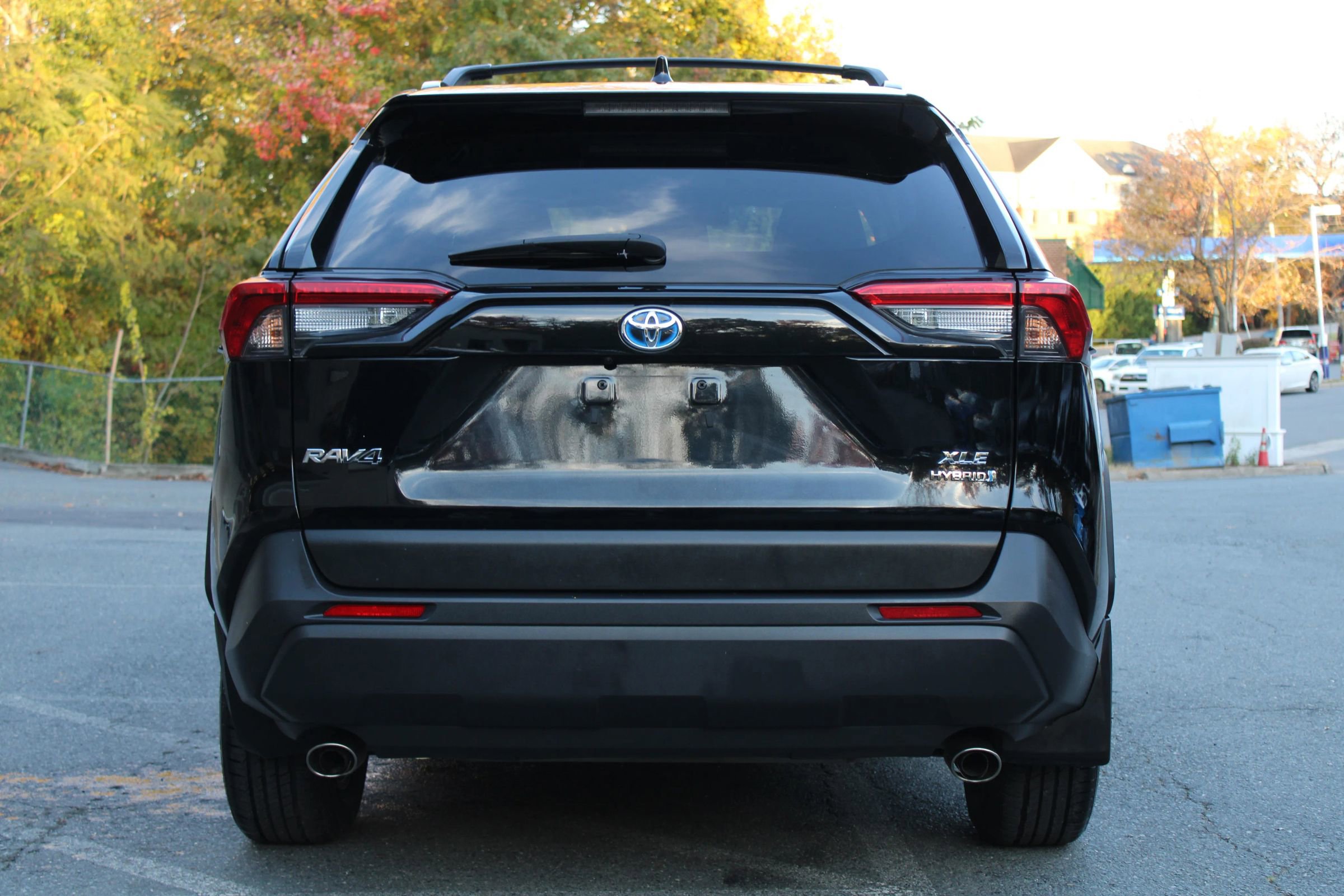 Used 2023 Toyota RAV4 XLE image 5