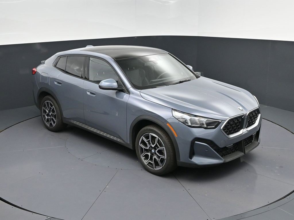 Certified 2025 BMW X2 xDrive28i image 36