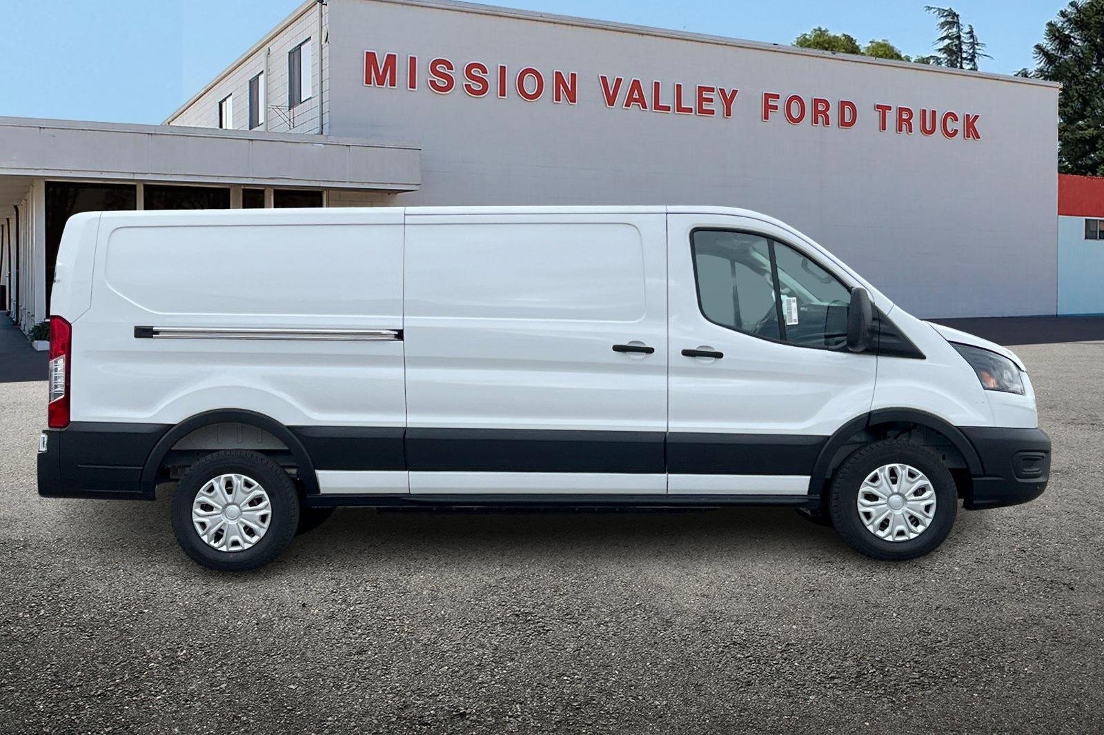New 2026 Ford E-Transit Low Roof w/ Load Area Protection Package image 3