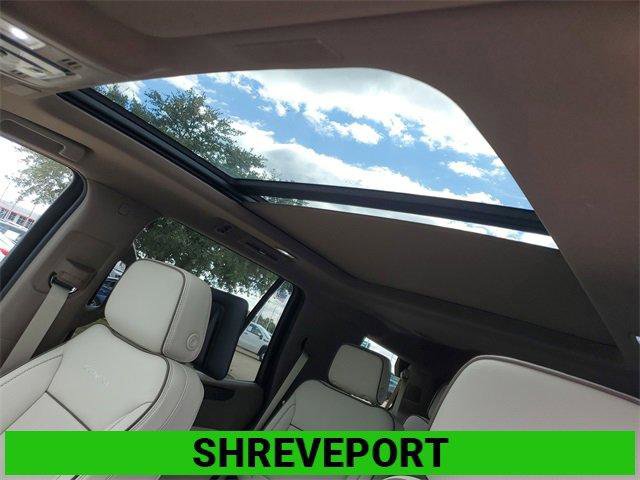 New 2026 GMC Yukon Denali w/ Denali Reserve Package image 16