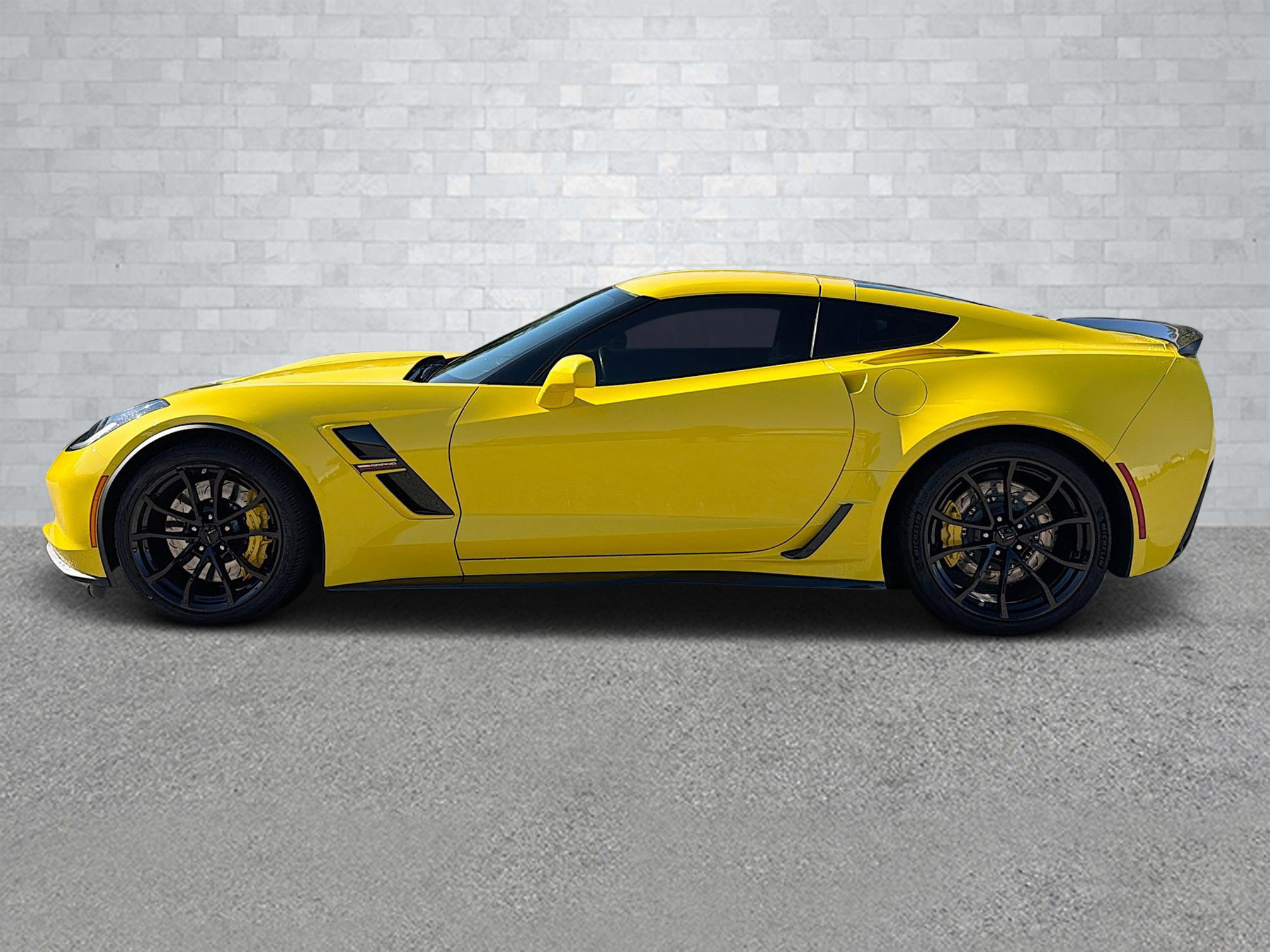 Used 2017 Chevrolet Corvette Grand Sport w/ Carbon Flash Badge Package image 7