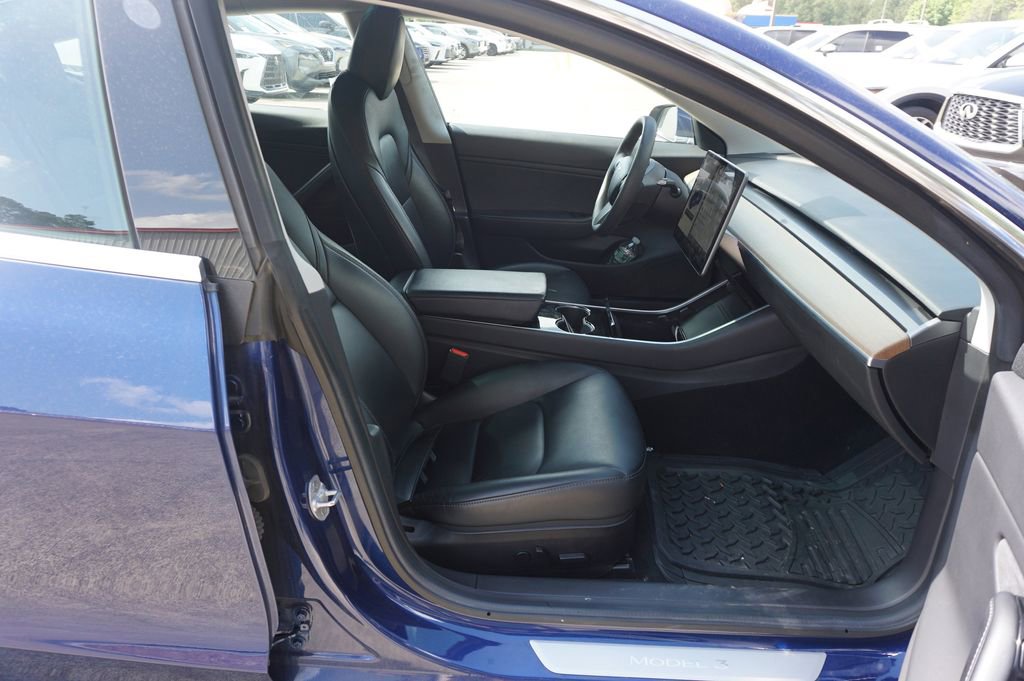 Used 2019 Tesla Model 3 Standard Range RWD image 22