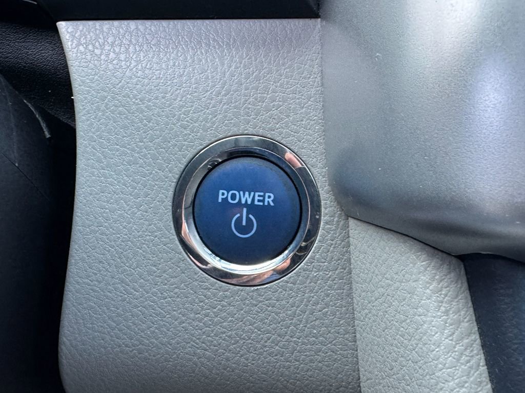 Used 2015 Toyota Highlander Limited Platinum image 28