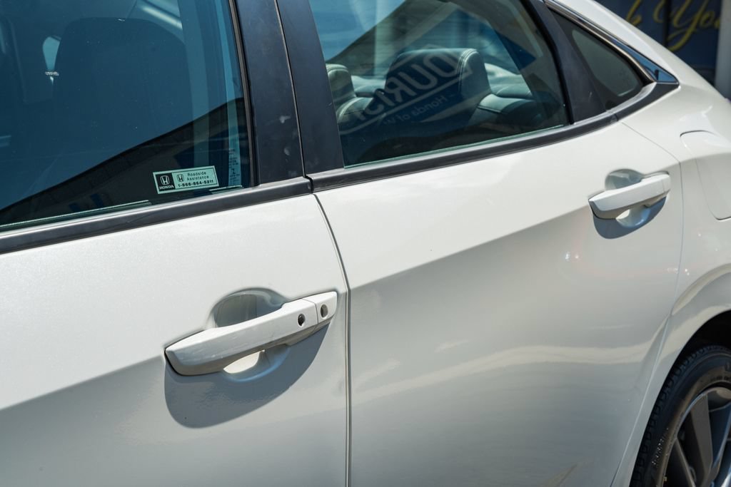 Used 2021 Honda Civic EX-L image 15