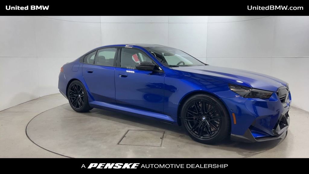 New 2026 BMW M5 w/ Carbon Package image 2