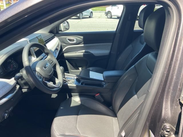 Used 2023 Jeep Compass Latitude AWD/4WD image 30