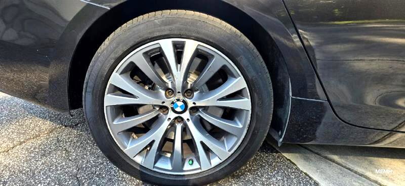 Used 2012 BMW 550i Gran Turismo w/ Driver Assistance Pkg image 35