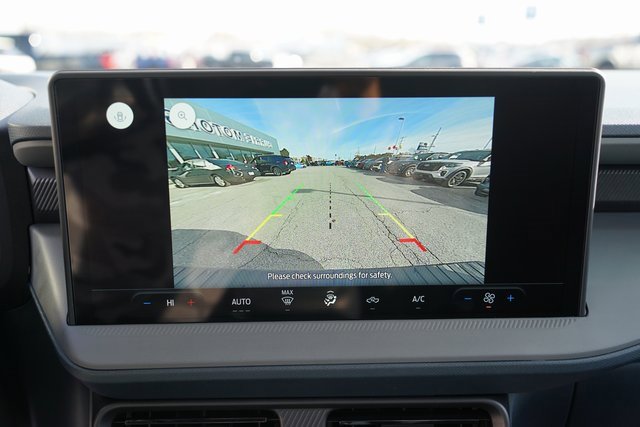 Certified 2025 Ford Maverick XL image 13