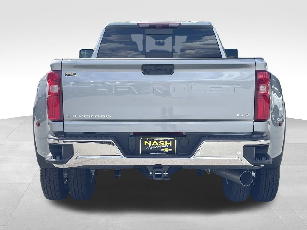 New 2026 Chevrolet Silverado 3500 LTZ w/ LTZ Plus Package AWD/4WD image 4