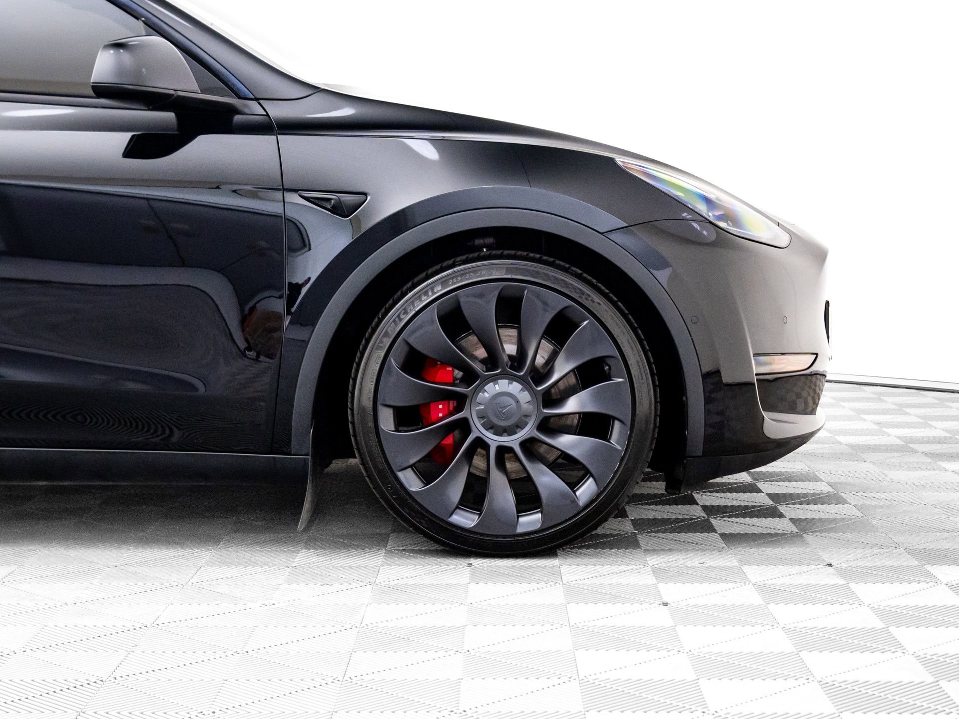 Used 2022 Tesla Model Y Performance image 34
