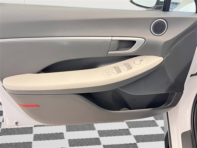 Used 2025 Hyundai Sonata SEL image 14