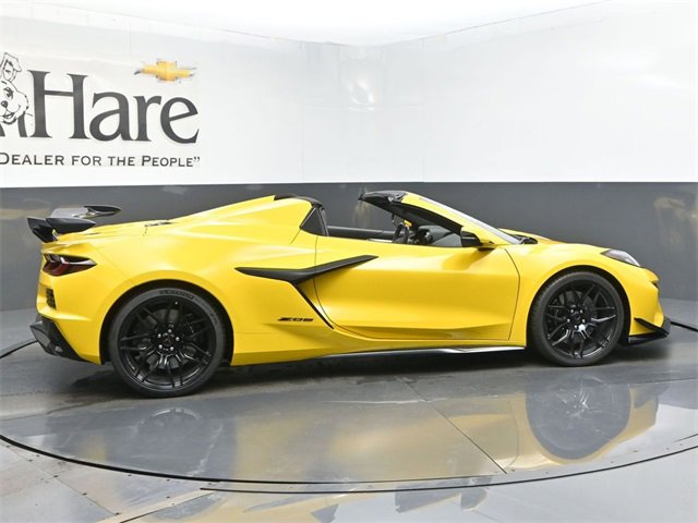 New 2025 Chevrolet Corvette Z06 image 17