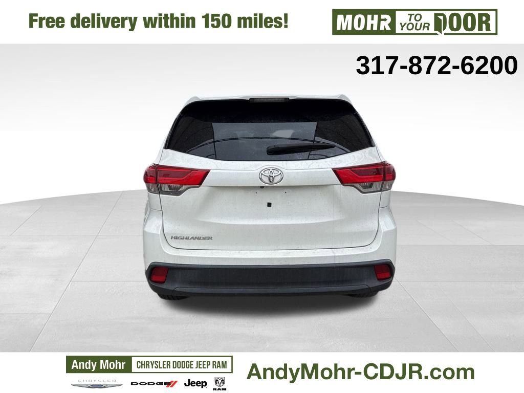 Used 2018 Toyota Highlander LE image 6