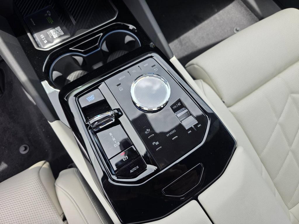 New 2026 BMW i5 M60 w/ Executive Package AWD/4WD image 15