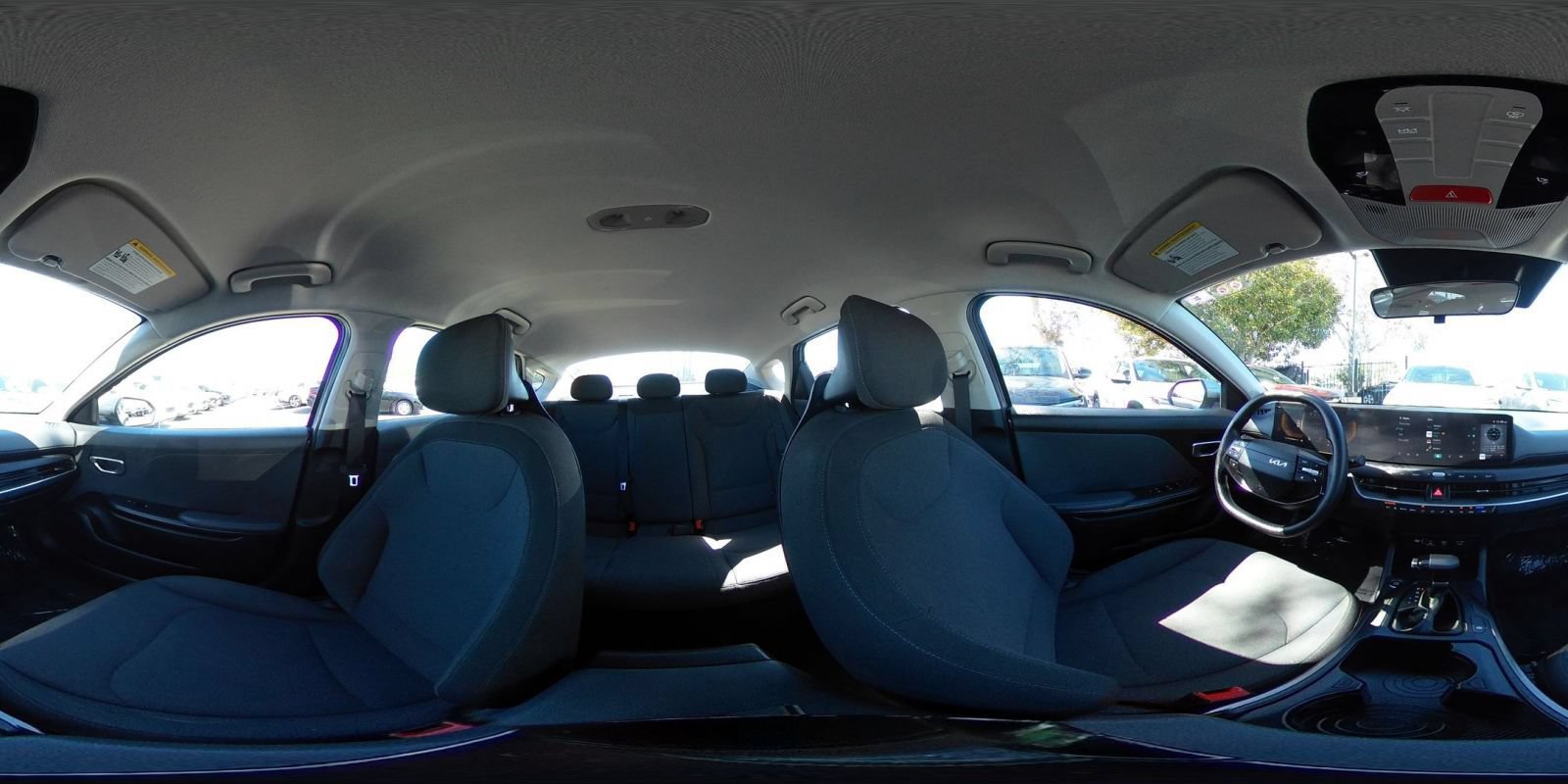 Used 2025 Kia K4 FWD image 43