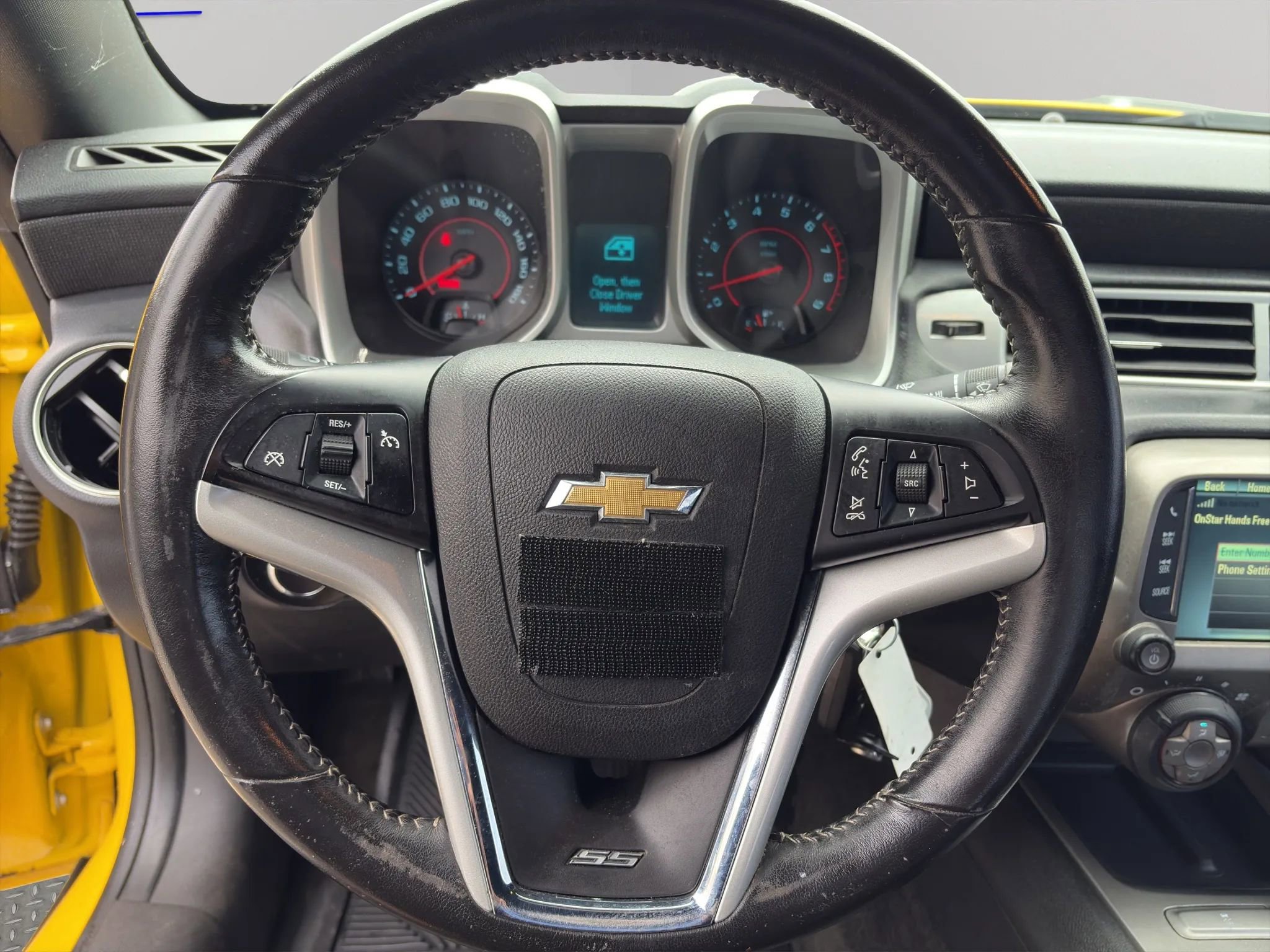 Used 2013 Chevrolet Camaro SS RWD image 9