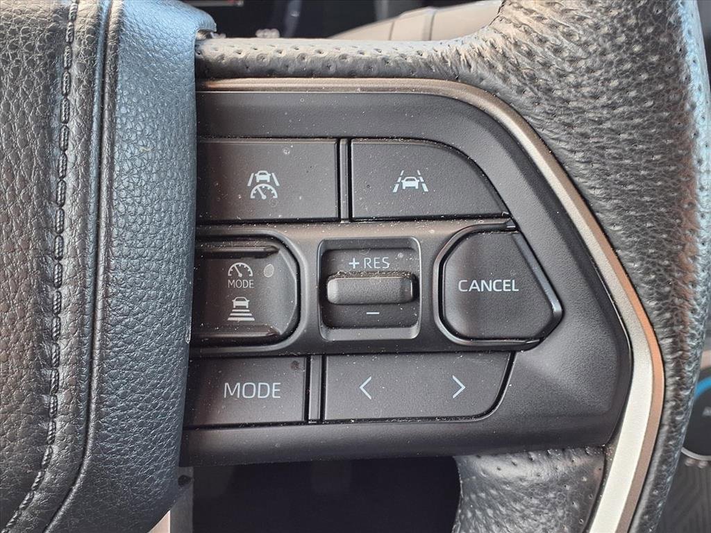 Used 2024 Toyota Tacoma TRD Off-Road image 17